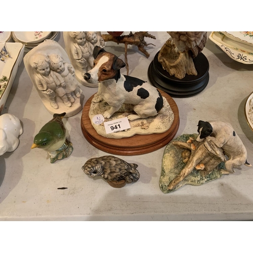 941 - AN ASSORTMENT OF ANIMAL FIGURES TO INCLUDE BORDER FINE ART OF A DOG