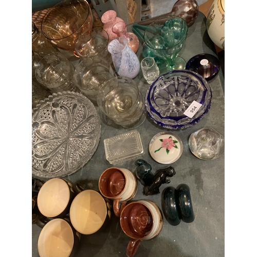 954 - AN ASSORTMENT OF CERAMIC AND GLASS WARE TO INCLUDE A CUT GLASS BOWL AND PORTMEIRION MUGS