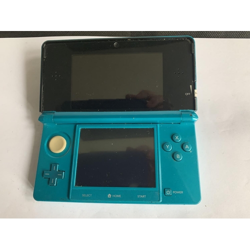 614 - A BLUE NINTENDO 3DS, NO CHARGER NOT TESTED