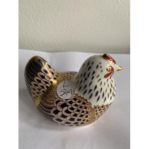 752 - A ROYAL CROWN DERBY CHICKEN WITH WHITE METAL STOPPER