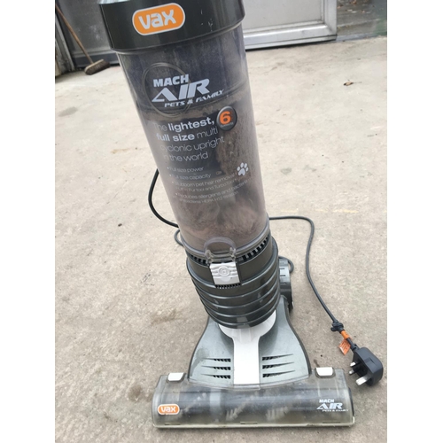 1752 - A VAX MACH AIR PET HAIR HOOVER BELIEVED IN WORKING ORDER BUT NO WARRANTY