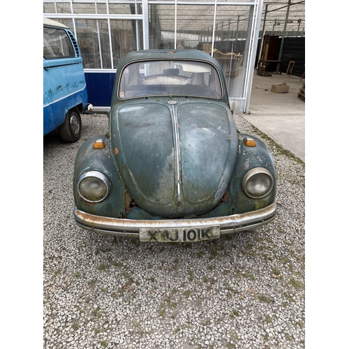 1240 - A 1972 VW BEETLE 1302S SALOON CAR, CURRENT OWNERSHIP SINCE 1981, ON A V5 WITH HAND BOOK