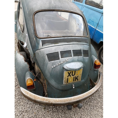 1240 - A 1972 VW BEETLE 1302S SALOON CAR, CURRENT OWNERSHIP SINCE 1981, ON A V5 WITH HAND BOOK