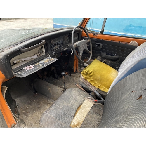 1240 - A 1972 VW BEETLE 1302S SALOON CAR, CURRENT OWNERSHIP SINCE 1981, ON A V5 WITH HAND BOOK