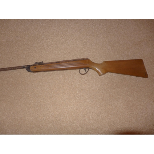 302 - A B.S.A. METEOR .22 CALIBRE AIR RIFLE, 45.5CM BARREL (RUSTED)