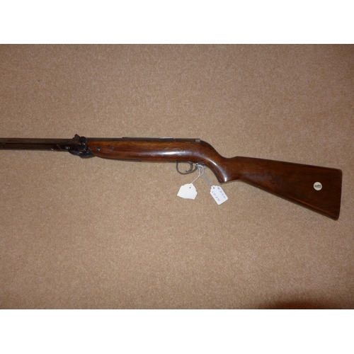 303 - A WEBLEY MARK 3 .22 CALIBRE AIR RIFLE, 47CM BARREL