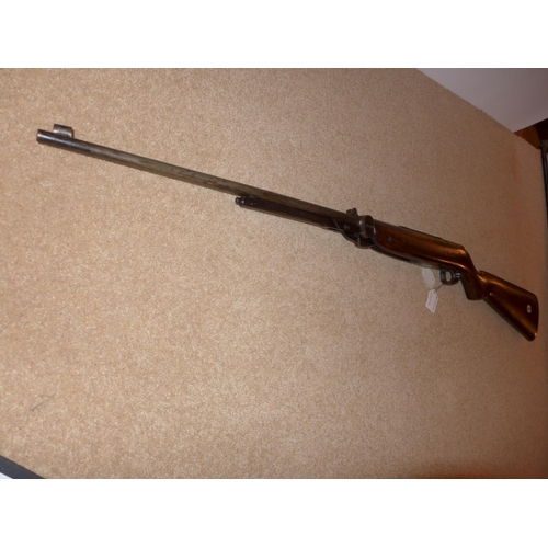 303 - A WEBLEY MARK 3 .22 CALIBRE AIR RIFLE, 47CM BARREL