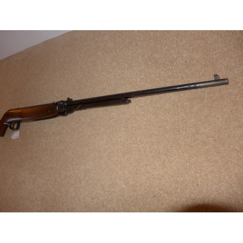 304 - A WEBLEY MARK 3 .22 CALIBRE AIR RIFLE, 47CM BARREL