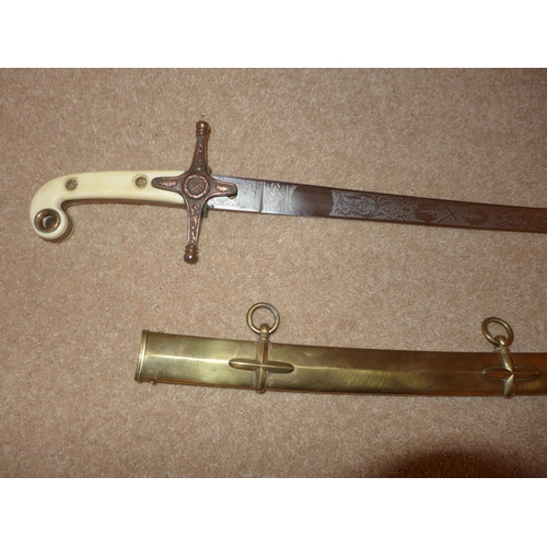 314 - A MODERN MAMELUKE SWORD, 84CM, CURVED BLADE