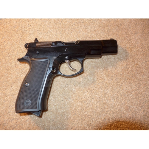 331 - A BOXED BLANK FIRING CZ 75 8MM PISTOL, WITH INSTRUCTIONS A/F