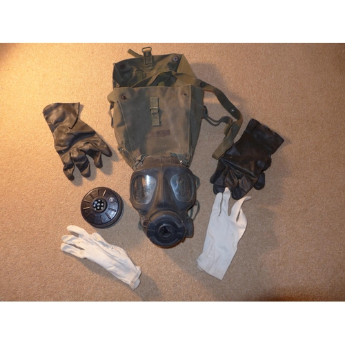 354 - A GAS MASK, PAIR OF RUBBER GLOVES, COTTON GLOVES ETC