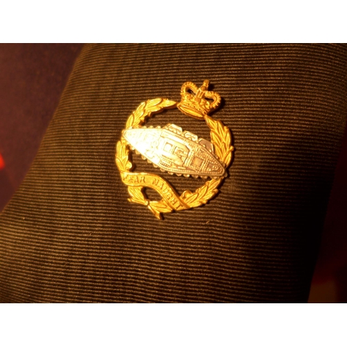 402 - AN OFFICERS MESS JACKET AND WAISTCOAT FOR THE ROYAL TANK REGIMENT, WITH CAPTAINS GOLD BULLION PIPS, ... 