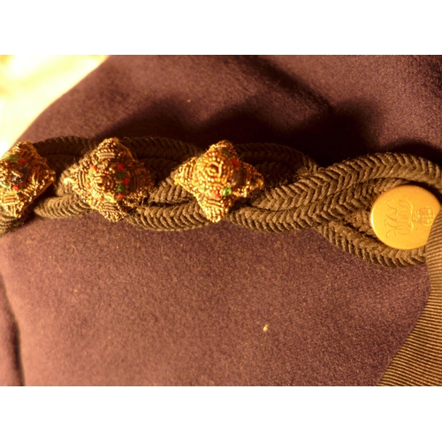 402 - AN OFFICERS MESS JACKET AND WAISTCOAT FOR THE ROYAL TANK REGIMENT, WITH CAPTAINS GOLD BULLION PIPS, ... 