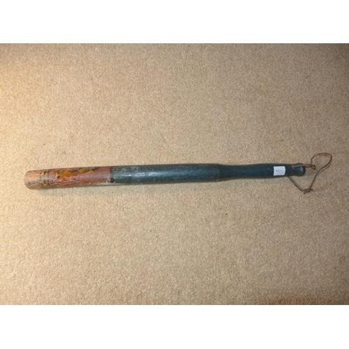 428 - A VICTORIAN WOOD TRUNCHEON, LENGTH 55.5CM, WITH PAINTED DECORATION OF QUEEN VICTORIAS CYPHER AND S.4... 