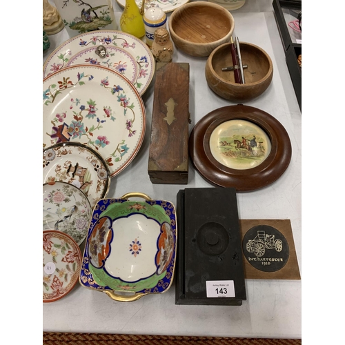 143 - A LARGE ASSORTMENT OF TREEN AND CERAMIC WARE TO INCLUDE A COALPORT TEAPOT, A JASPER WARE DISH AND A ... 