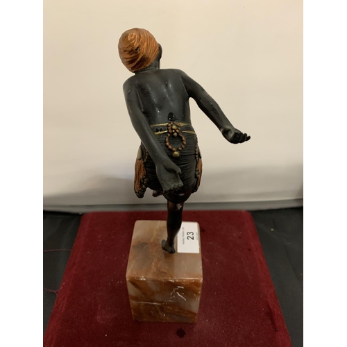 23 - A PAINTED BRONZE STATUE OF A 1920'S DANCER ON A MARBLE BASE HEIGHT 27CM