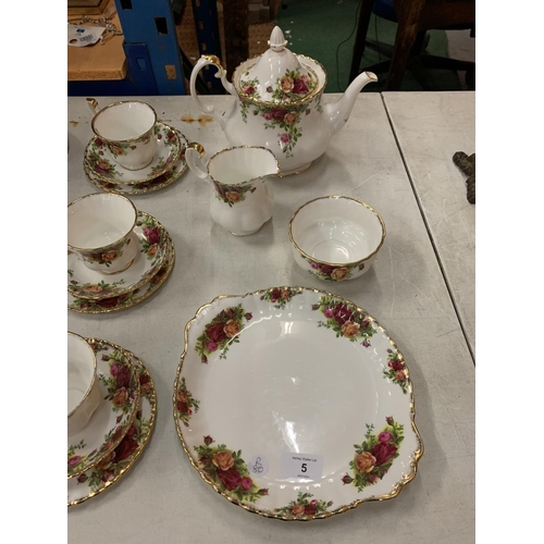 5 - A ROYAL ALBERT 'OLD COUNTRY ROSES' TEA SERVICE TO INCLUDE SIX TRIOS