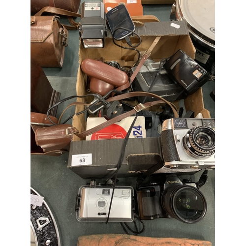 68 - AN ASSORTMENT OF CAMERA EQUIPMENT