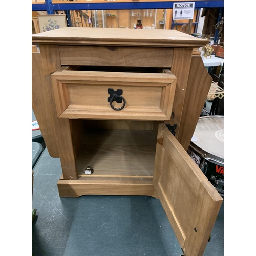 96 - A WOODEN SIDE TABLE/CABINET WITH MAGAZINE RACK