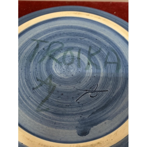 712 - A BLUE STUDIO POTTERY CHEESE DISH WITH MOUSE DESIGN