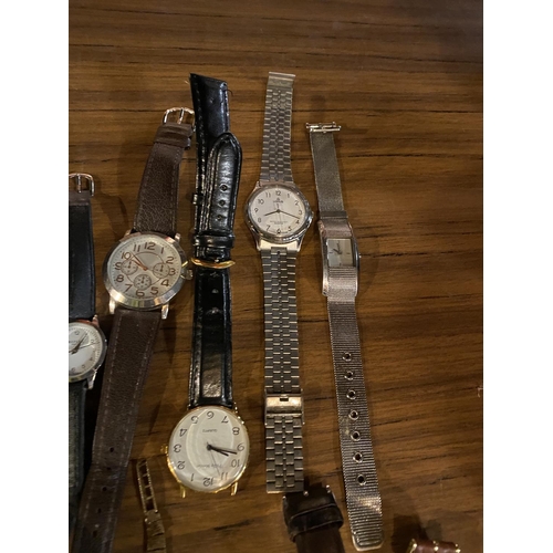 630 - A QUANTITY OF LADIES AND GENTLEMEN'S WRISTWATCHES TO INCLUDE SOME VINTAGE EXAMPLES