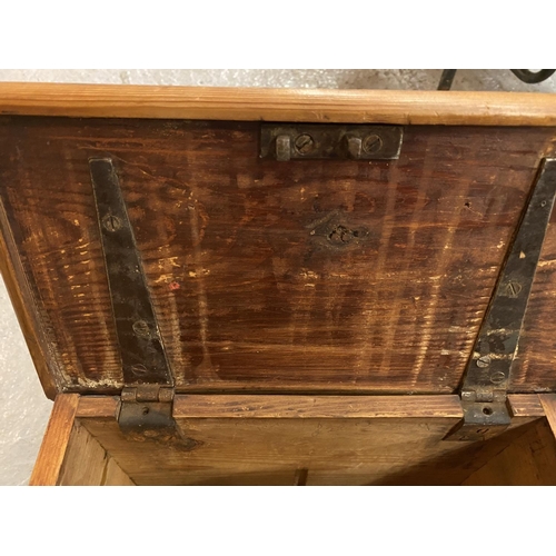 649 - A WOODEN BRASS HINGED DOCUMENT BOX WITH WORKING KEY