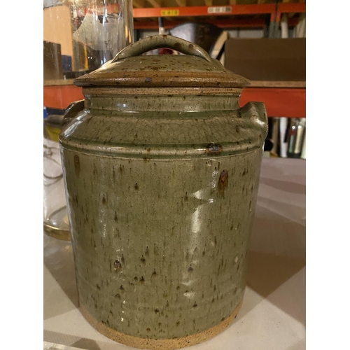 654 - THREE ITEMS OF STUDIO WARE TO INCLUDE A HEAVY GLASS VASE (45 CM TALL) A POTTERY BISCUIT BARREL, A GR... 