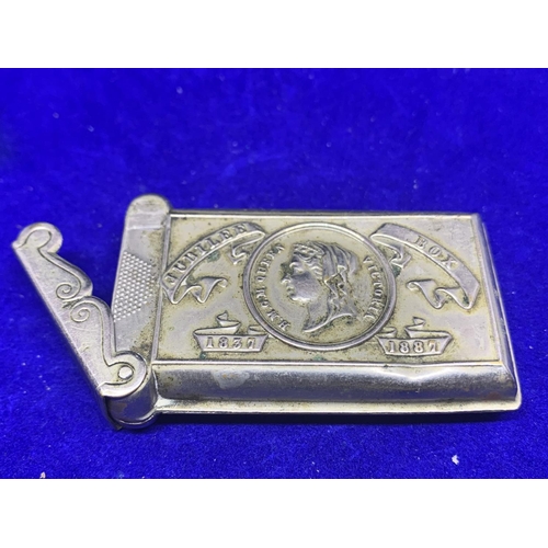 568 - A VICTORIAN JUBILEE VESTA CASE