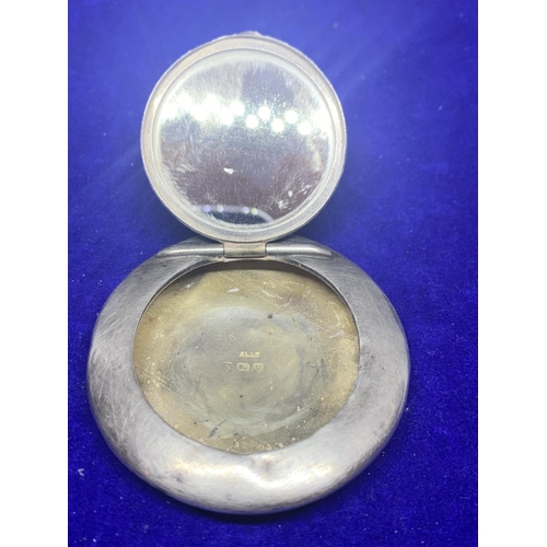 588 - A HALLMARKED BIRMINGHAM SILVER COMPACT WITH MIRROR