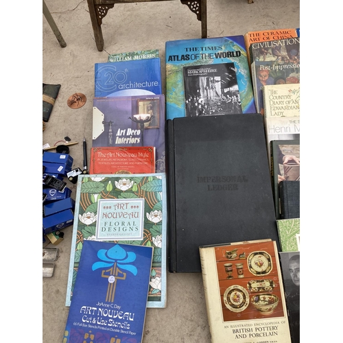 1274 - A LARGE ASSORTMENT OF ANTIQUE AND ART BOOKS