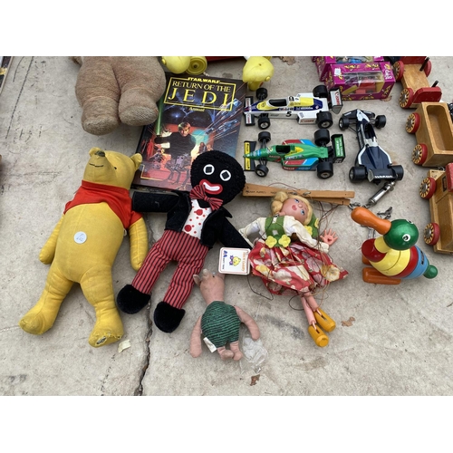 1275 - A LARGE COLLECTION OF VINTAGE CHILDRENS TOYS TO INCLUDE CARS, PUPPETS ETC