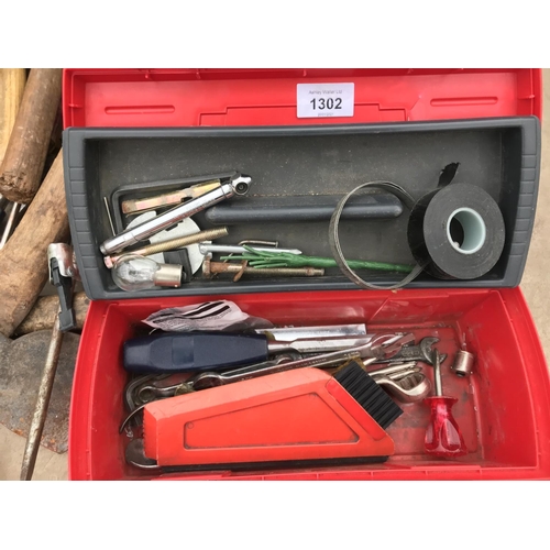 1302 - AN ASSORTMENT OF HAND TOOLS TO INCLUDE A BOSCH JIGSAW, FOOT PUMP, SPIRIT LEVEL AND TOOL BOX ETC