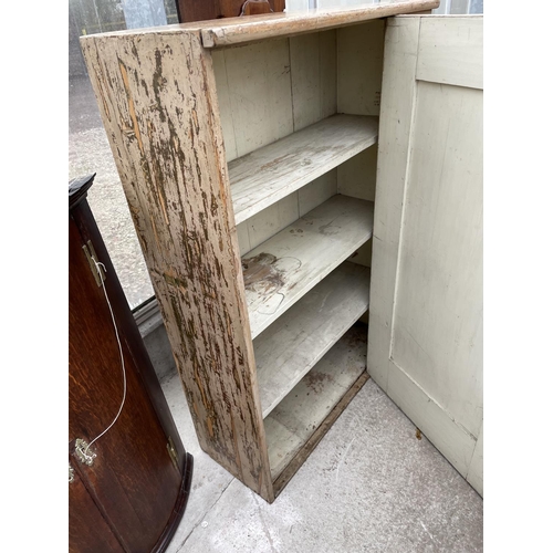 1909A - A VICTORIAN PINE CUBPOARD WITH FOUR INTERNAL SHELVES, 50x36x12