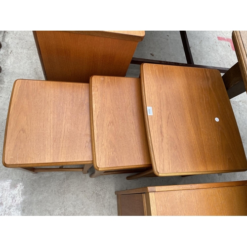 1954 - A RETRO TEAK NEST OF THREE TABLES