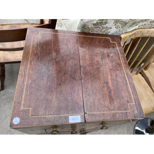 1971 - A REGENCY MAHOGANY AND INLAID WASHSTAND COMMODE WITH PULL-UP VANITY MIRROR WITH ENAMEL BASIN BUT LAC... 