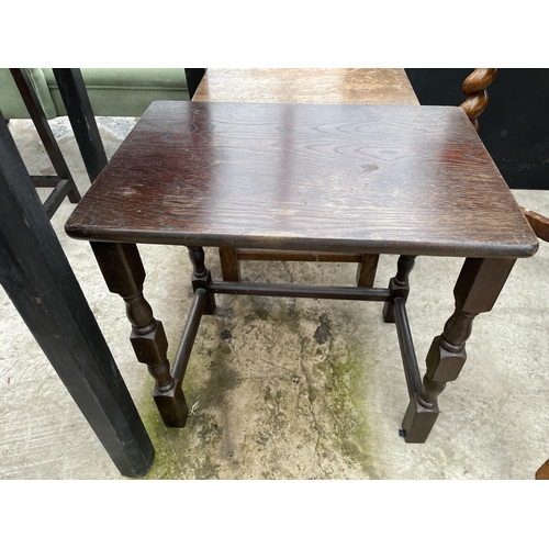 1985 - A MODERN STOOL, JARDINIER STAND AND THREE OCCASIONAL TABLES