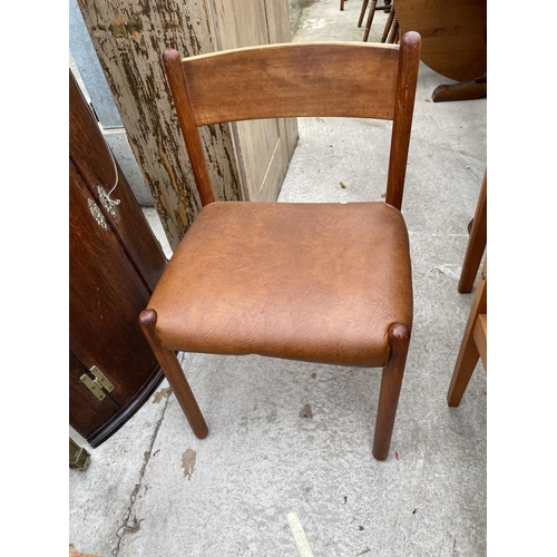 1991 - A RETRO TEAK DRAW-LEAF DINING TABLE, 49