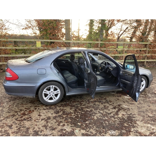 1230 - A 2009 MERCEDES BENZ E220 - YP09 YJF, MANUAL, MOT 27.5.21, SOME SERVICE BILLS, 69,000, DIESEL.