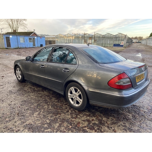 1230 - A 2009 MERCEDES BENZ E220 - YP09 YJF, MANUAL, MOT 27.5.21, SOME SERVICE BILLS, 69,000, DIESEL.