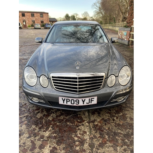 1230 - A 2009 MERCEDES BENZ E220 - YP09 YJF, MANUAL, MOT 27.5.21, SOME SERVICE BILLS, 69,000, DIESEL.