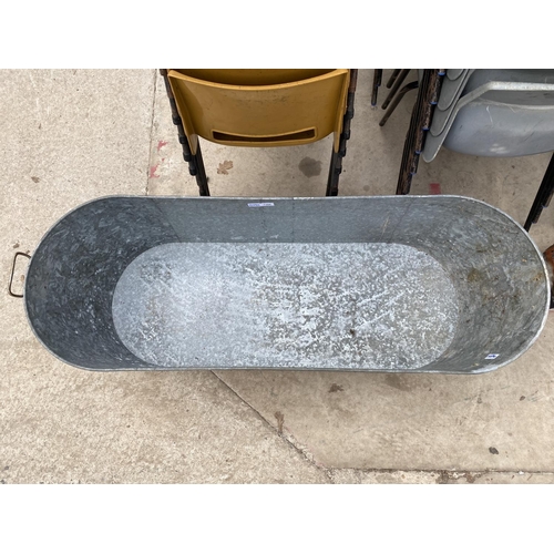 1306 - A LARGE STAINLESS STELL BATH TUB