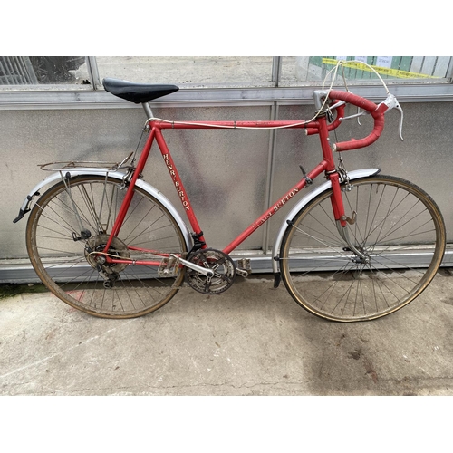 1308 - A VINTAGE HENRY BURTON ROAD RACING BIKE WITH 12 GEARS