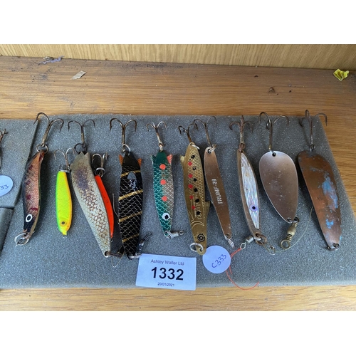 1332 - AN ASSORTMENT OF FISHING BAIT HOOKS