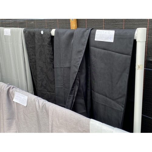 1351 - AN ASSORTMENT OF CURTAINS TO INCLUDE A SET OF BIFOLD/PATIO DOOR CURTAINS X FOUR (APPROX W:87INCHES D... 