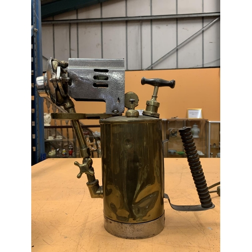 37 - A LARGE VINTAGE BRASS BLOW TORCH