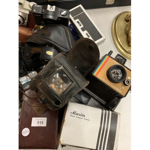 115 - A LARGE ASSORTMENT OF VARIOUS VINTAGE AND RETRO CAMERAS TO INCLUDE A COLOUR SWINGER II POLAROID LAND... 