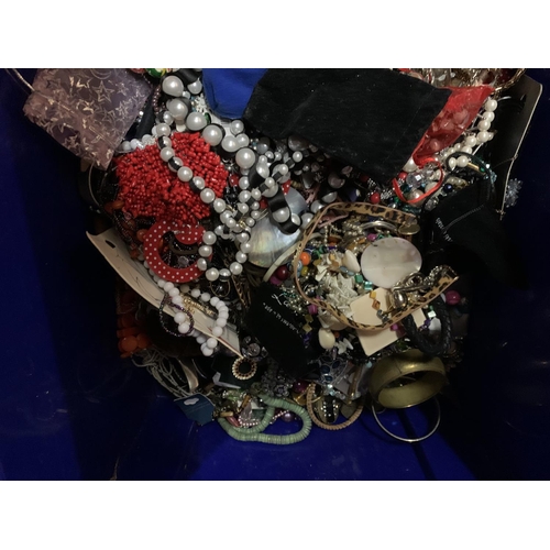 174 - A LARGE BLUE CONTAINER OF MIXED COSTUME JEWELLERY TO INCLUDE NECKLACES, BANGLES, ETC