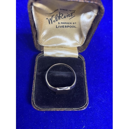 647 - A BOXED HALLMARKED CHESTER 9 CARAT GOLD SIGNET RING GROSS WEIGHT APPROXIMATELY 2.7g