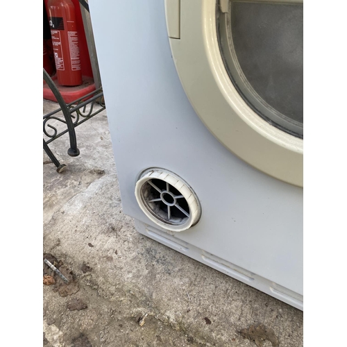 1801 - A WHITE ELECTRA REVERSAIR TUMBLE DRYER