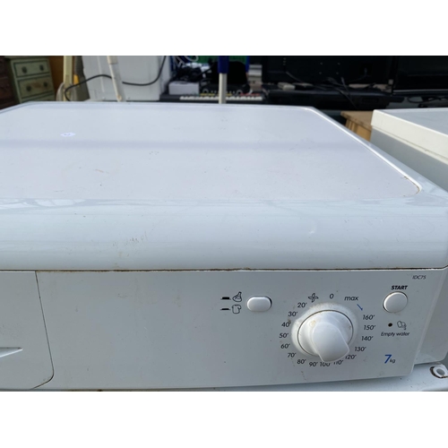 1812 - A WHITE INDESIT 7KG WASHING MACHINE BELIEVED IN WORKING ORDER BUT NO WARRANTY